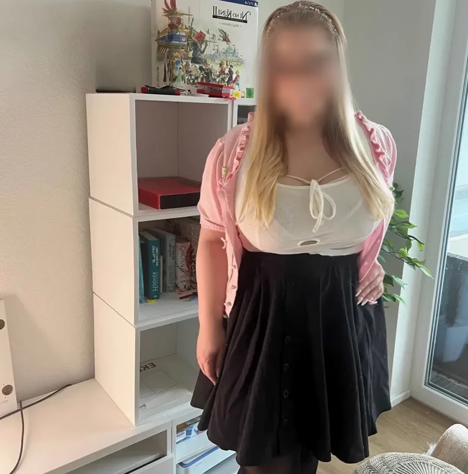 Camilla, 32 anni