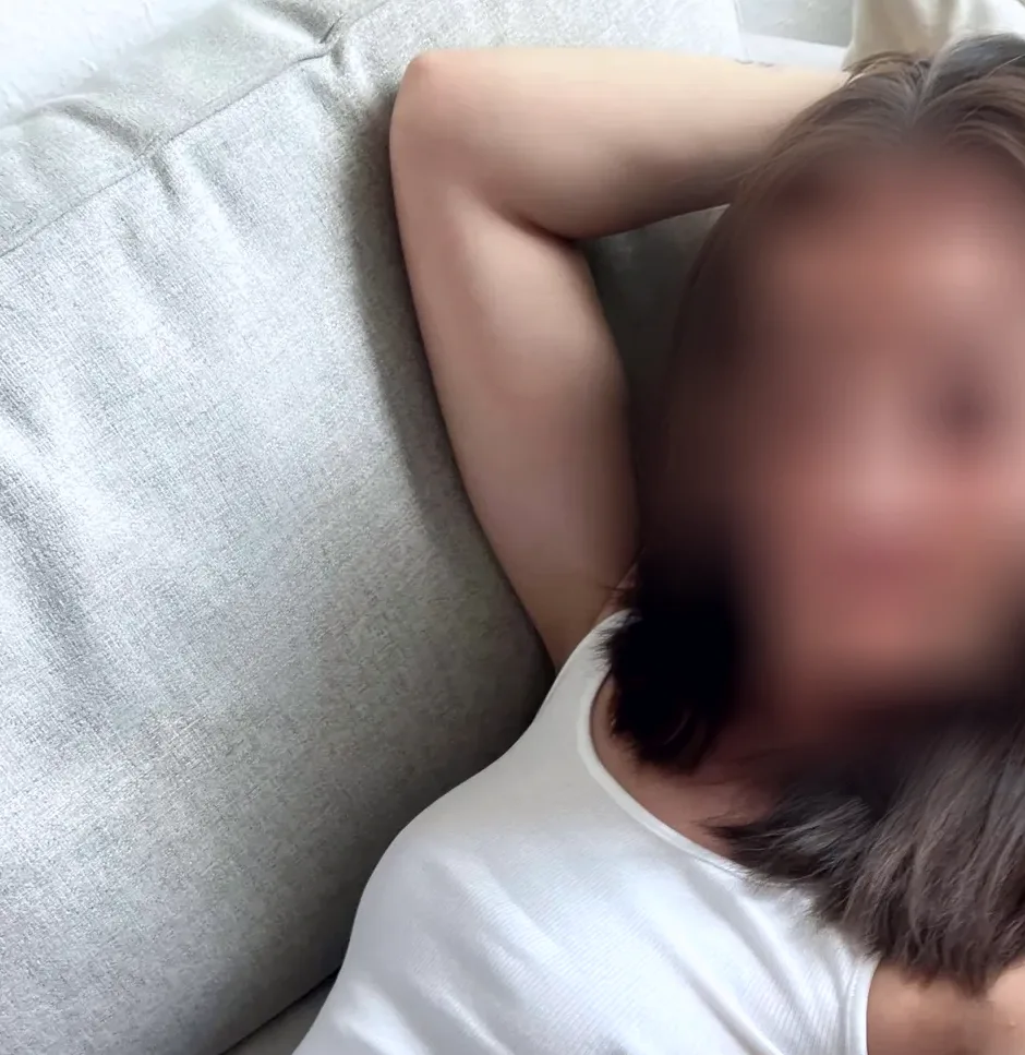 Xheni, 27 anni